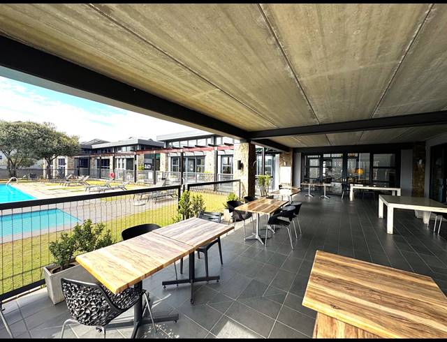 2 BEDROOM APARTMENT FOR SALE IN WESTLAKE ECO ESTATE